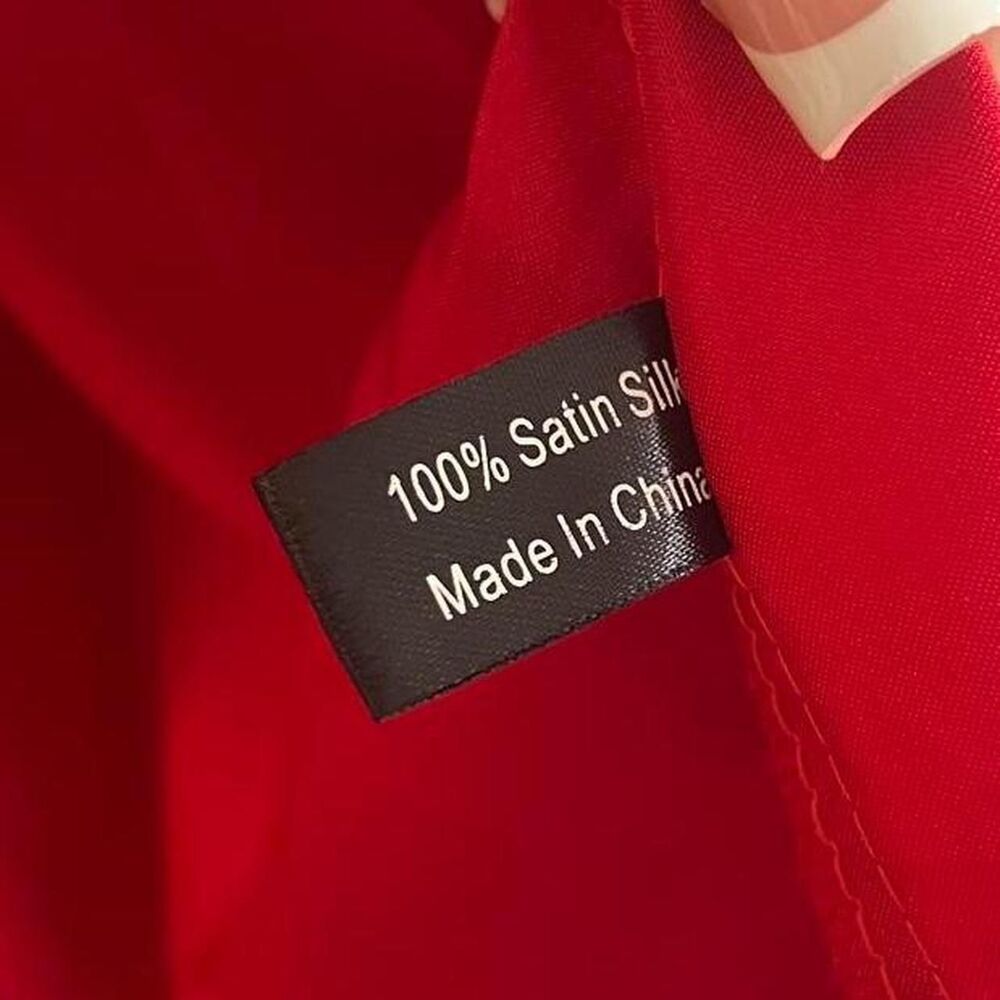 Women's Red Robe - Picture 2 of 2
